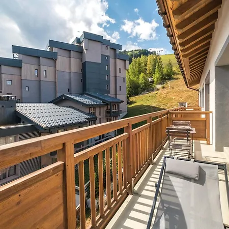 Lumineux 50m² Au Centre De Village, Proche Des Pistes Et Commerces - Fr-1-562-77